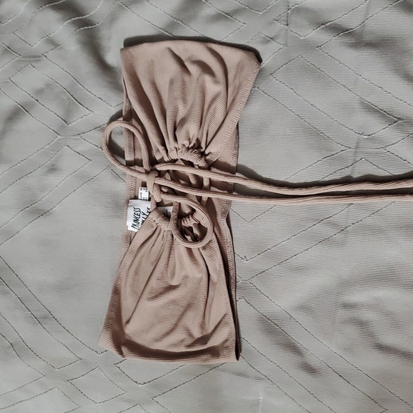 Princess Polly Women's Latina 2pc. Pant Set Beige Size 6 - Picture 7 of 12